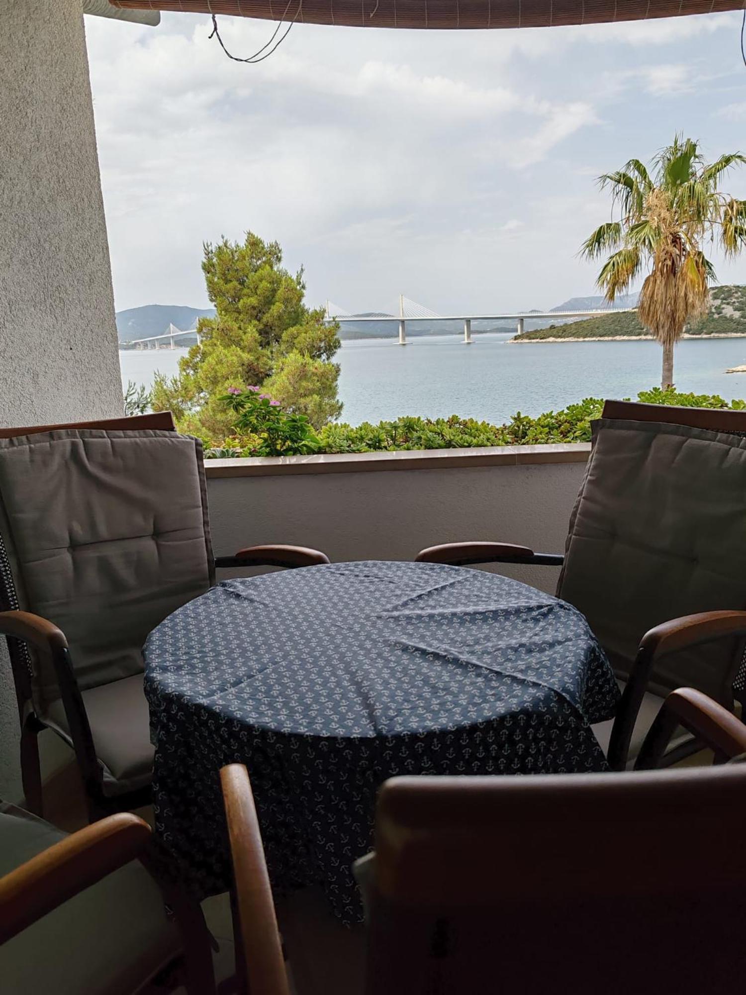 Apartments Markotic Клек Екстериор снимка