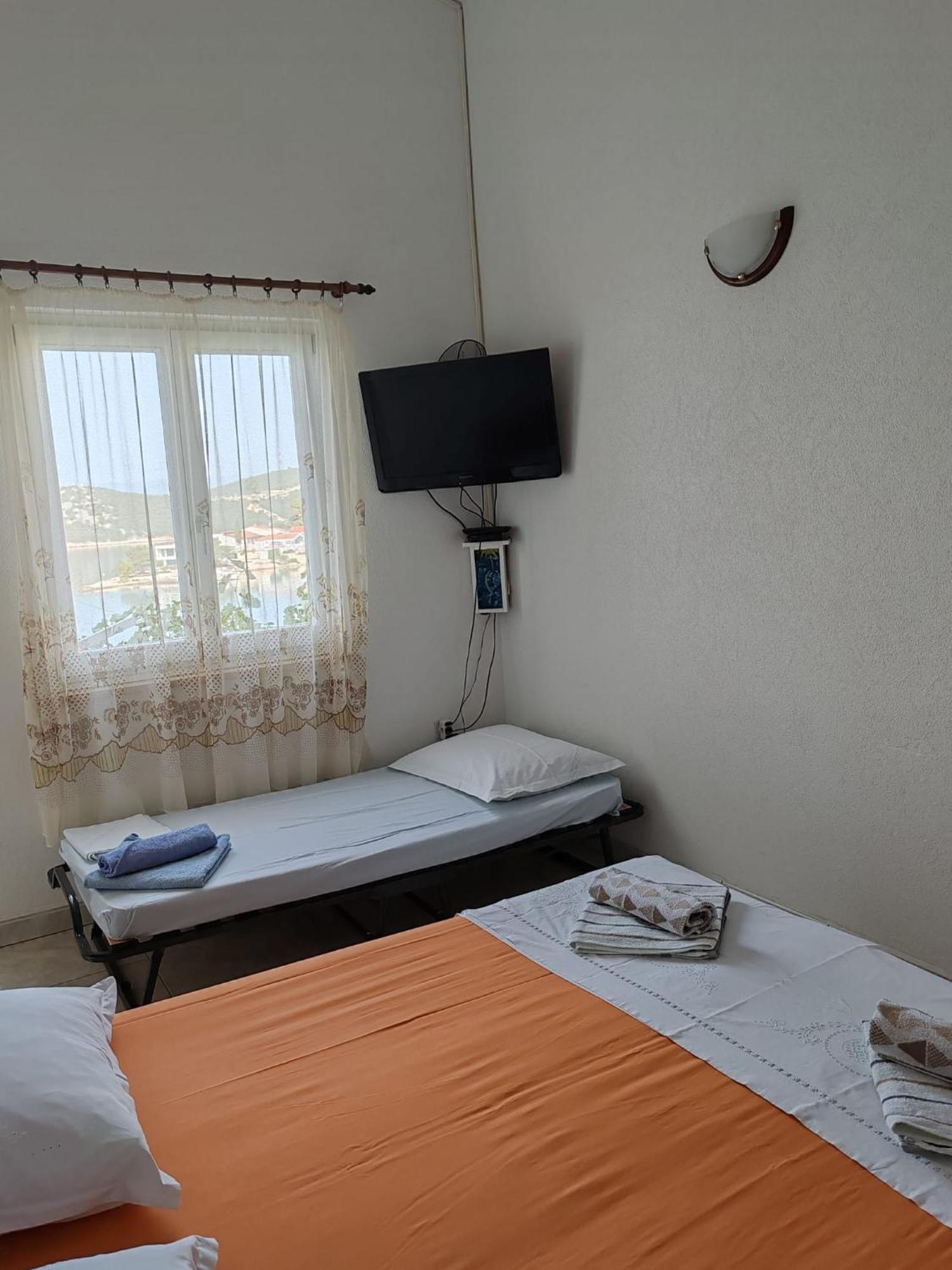 Apartments Markotic Клек Екстериор снимка